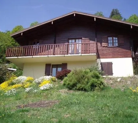 Les Pervenches * Le Menil